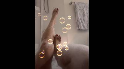 Encouragement From A Bubble Bath