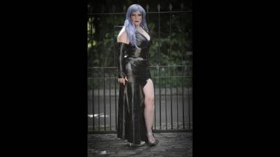 Latex Queen