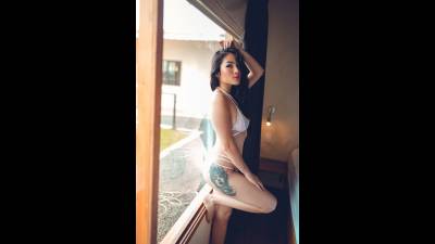 I Would Like To Study Your Whole Body My Love