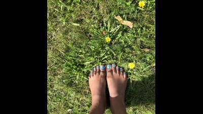 My Blue Toes Give You Blue Balls
