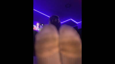 Bow To My Dirty Socks, Loser