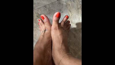 Ebony Toes Spread