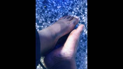 Curved Big Dirty Feet