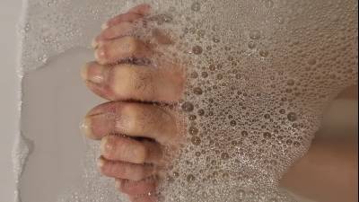 Long Toenails