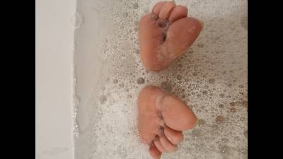 Long Toenails