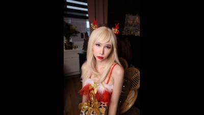 Santa Girl Spreading Her Legs