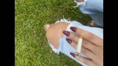 Maroon Nails Smoking On Thigh