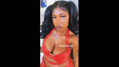 Beautiful Mistress