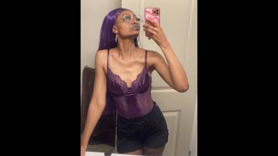 Alt Ebony Domme In The Mirror