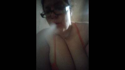 Amazing Cleavage, Thick Exhale