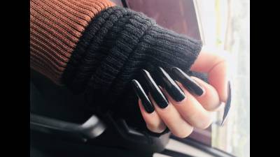Mesmerizing Long Nails With Sexy Nail Polish