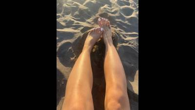 Long Toes