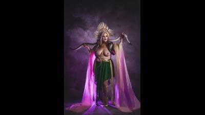 Medusa Snake Photography