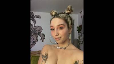 Blonde Goddess Findom