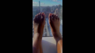 Sunkissed Goddess Toes