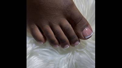 Raw Unclose Ebony Foot