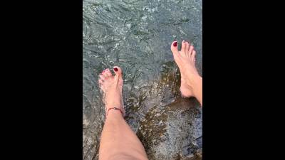 Wett Feets