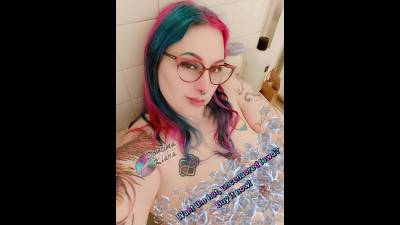 Sexy Bathtime Selfie 1