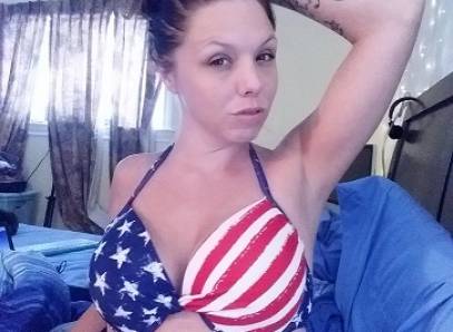 Tiny Man Outdoor Titty Tease