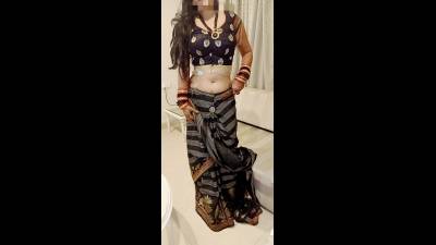 Indian Bhabhi Saree