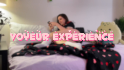 Voyeur Experience: Texting & Taking Selfies
