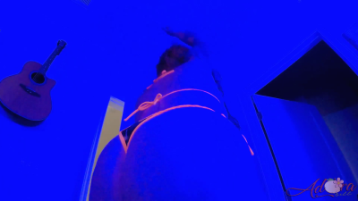 Club Dancing