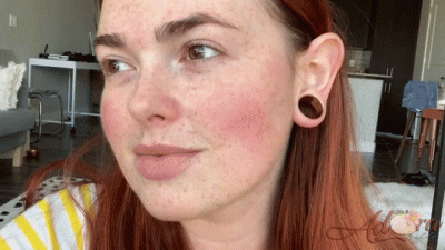 No Makeup Freckled Face Admiration