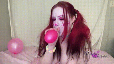 Candy The Clown Has A Balloon Fetish