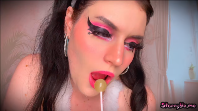 Bimbo's Silly Faces & Horny Mouth Lollipop Licking