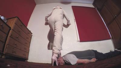 Pyjama Party High Heel Trample Floor Cam