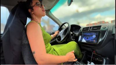 Giantess Stepmom Looks So Sexy Dominating The Gear Stick While She Chews Gum