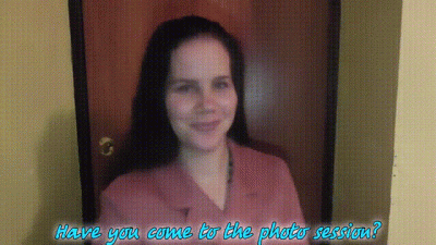 Model Anna Came To The Photo Session