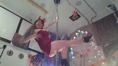 The Devil Fucks Prada! Sexy Femdom Heel Sucking& Heel Fucking Her Pretty Pussy To Cum!