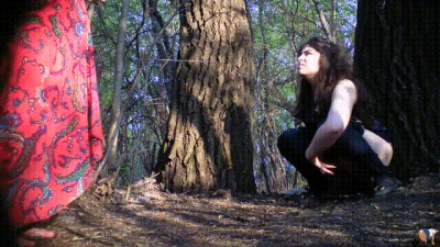 Russian Women Piss In The Nature!