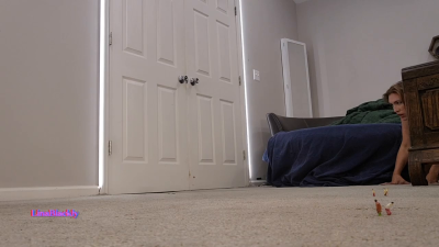 Predatory Naked Giantess Hunts, Eats & Digests Tiny Men