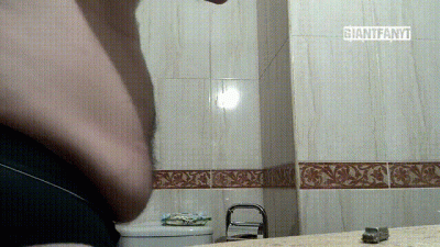 Giant Ghostface Returns