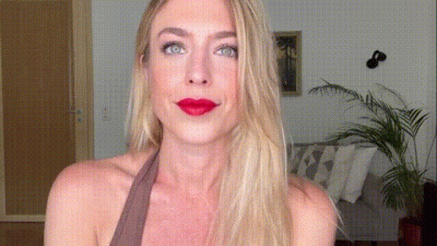 My Red Lips And Green Eyes Control You