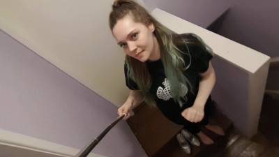 Sophie Selfie Stick Head Trampling In Platform Shoes