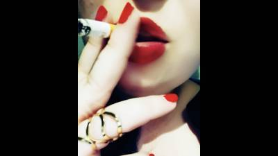 Smoke & Inhale Slave