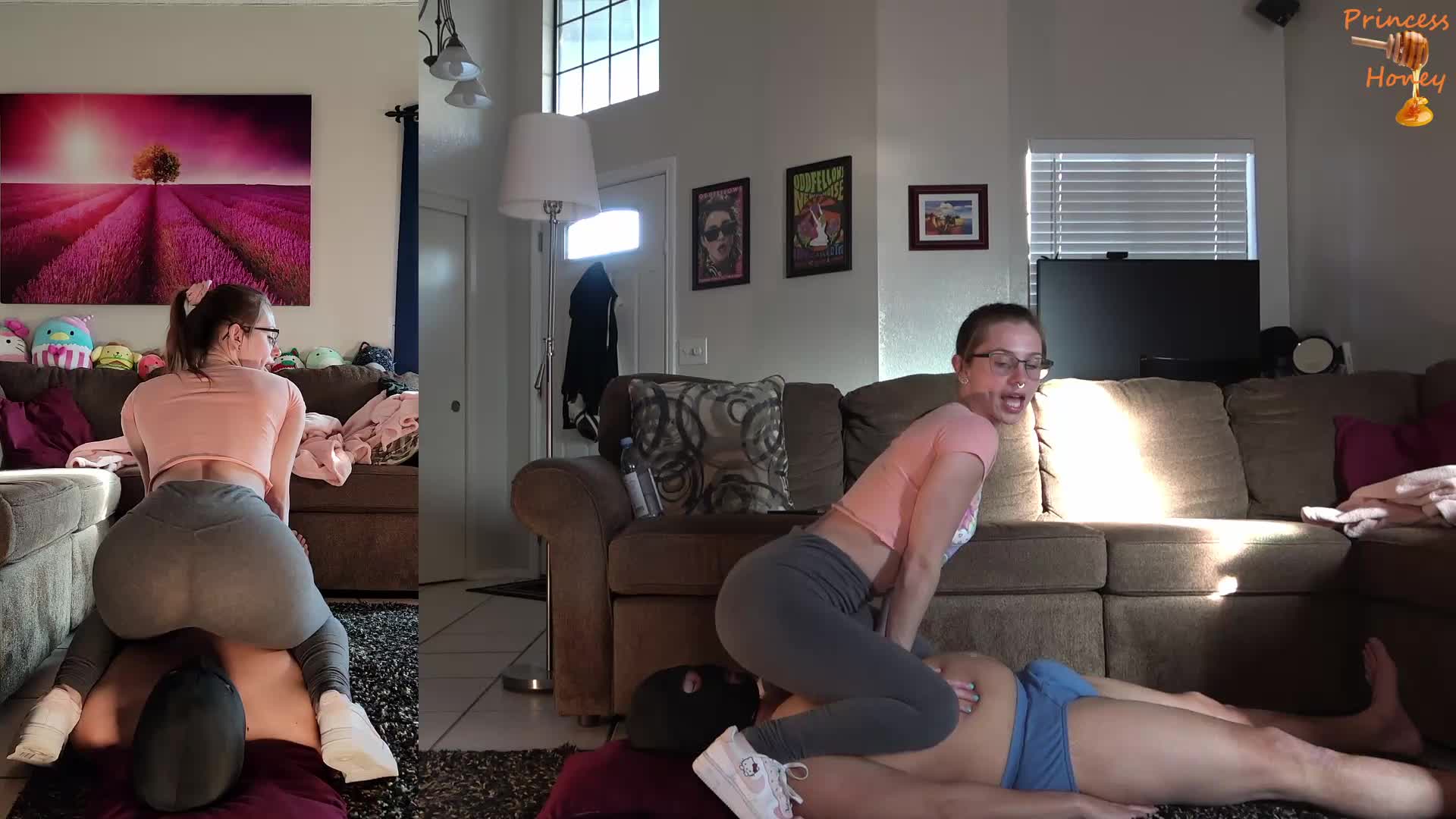 Princess honey facesitting