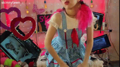 Play Dorothy