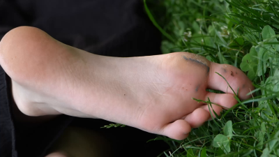 Candid Amazing Arched Dirty Barefeet Soles Fetish, Hoot Heel, Close-Up Foot Fetish Admiration