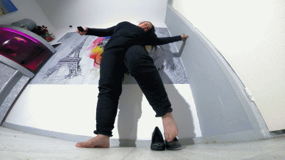 Head Danced On In Stilettos Floor Cam