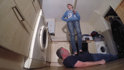 Chelsea Mary Jane's Trampling With Throat Standing