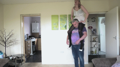 Chelsea Shoulder Ride