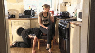 Chelsea Sitting On His Head In Her Jeans