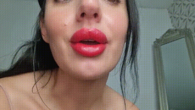 Giantess Big Red Lips