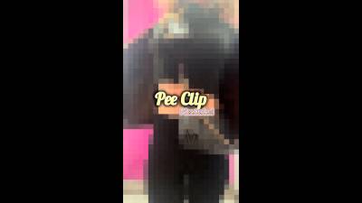 Pee Clip | Pixelated