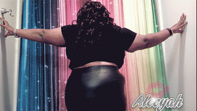 Ssbbw Black Baddie Bossin In Skin-Tight Leather