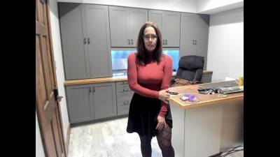 Caught Masterbating At Work Leads To Begging For Job